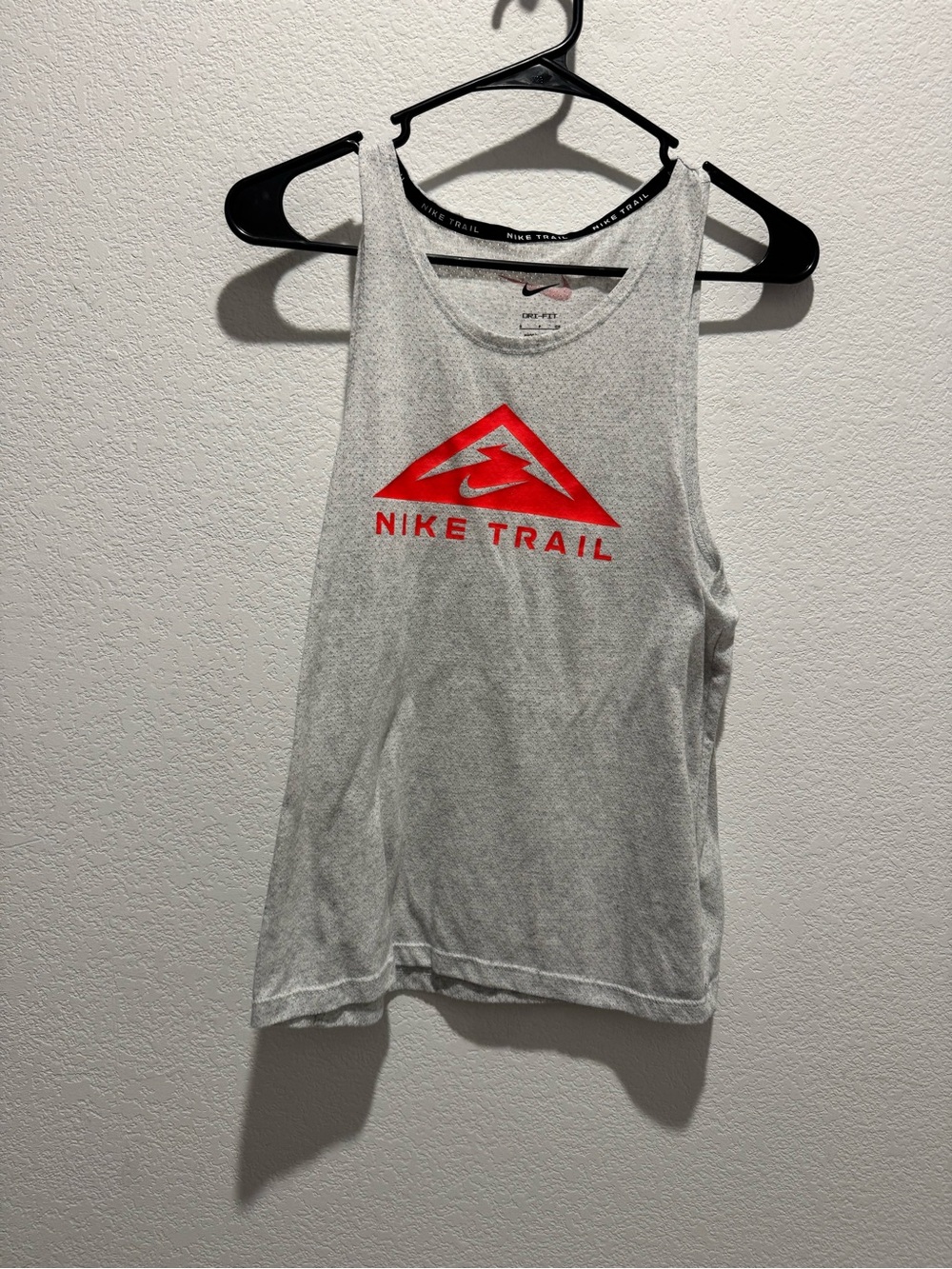 Nike Trail Dri-Fit tanktop size S